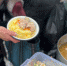 Курян просят помочь с продуктами для блинов бездомным - Городские Известия