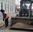 В Курске дороги и тротуары убирают 56 человек и 44 единицы техники - ТРК Сейм
