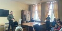 Замгубернатора Константин Поляков посетил вынужденных переселенцев в ПВР - Курская правда