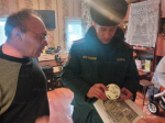Курские спасатели проинспектировали домовладения в Дмитриевском районе
