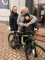 Екатерина Харченко исполнила новогодние желания детей из приграничья