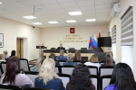 Представитель ГИБДД рассказал сотрудникам следственного изолятора о ситуации на дорогах
