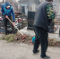В Курске убирают территорию Северного и Южного кладбищ - Городские Известия