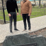 Партийный десант проверил состояние детских площадок и сквера в Курске - Единая Россия
