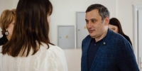 Хинштейн посмотрел, как в курском лицее №6 сдают ЕГЭ - Курские Известия