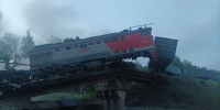 В Железногорском районе обрушился мост во время движения грузового локомотива - ТК ТАКТ