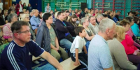 Сергей Котляров встретился с жителями многоквартирного дома на улице Союзной - Курские Известия