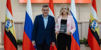 В Курске чествовали выпускников-стобальников - Курская правда
