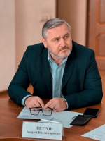Продолжается прием заявлений на выплаты пострадавшим предпринимателям