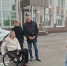 Партийный десант проверил осмотрел реконструкцию Ленинской школы - Единая Россия