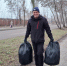 В микрорайоне КЗТЗ Курска прошел городской субботник. - Город Курск