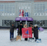 Сотрудники городского культурного цента «Лира»  расчистили прилегающую территорию к зданию центра.. - Город Курск