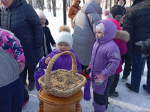 «Покормите птиц!»: маленькие куряне наполнили кормушки в день рождения Носова