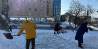 В Курске сотрудники областных министерств присоединились к уборке снега - РИА Курск