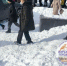 Куряне паркуют свои авто прямо на ступенях памятника - Курские Известия