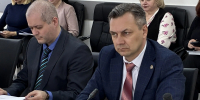 Председатель Контрольно-счетной палаты Курской области А.В. Брехов выступил с отчетом о деятельности палаты за 2025 год - Контрольно-счетная палата