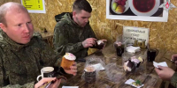 Курские студенты передали пасхальные куличи военнослужащим группировки «Север» - РИА Курск