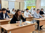 Александр Хинштейн поздравил 21 курского выпускника со 100 баллами на ЕГЭ