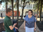 Министр социального обеспечения, материнства и детства Курской области Татьяна Сукновалова встретилась с освобожденными из украинского плена жителями региона .