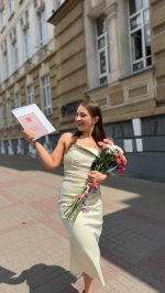 Вдохновляющими словами об учебе в КГУ делится выпускница