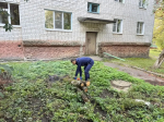 В Центральном округе Курска во время субботника вывезли 30 кубических метров мусора